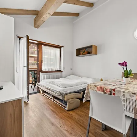 Apartahotel Des Alpes Cavalese
