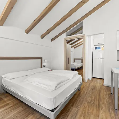 Des Alpes Apartahotel