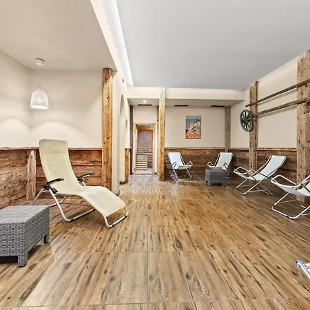 Des Alpes Apartahotel 3*