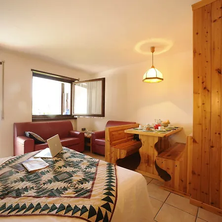 Aparthotel Des Alpes Cavalese